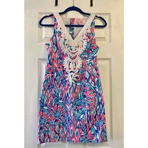 Like New Lilly Pulitzer Shift Dress Size 2